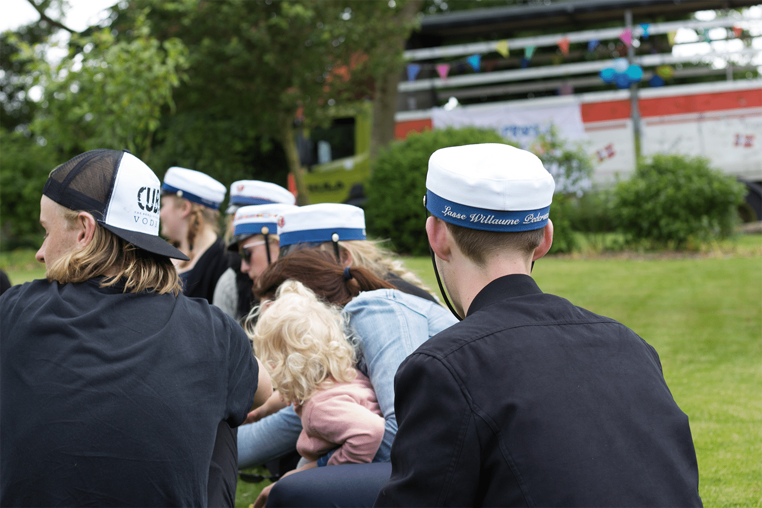 Hvad skriver man i studenterhuen